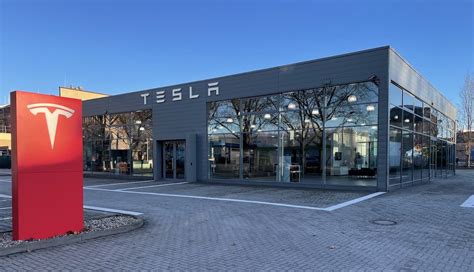 Tesla Center Berlin Schönefeld